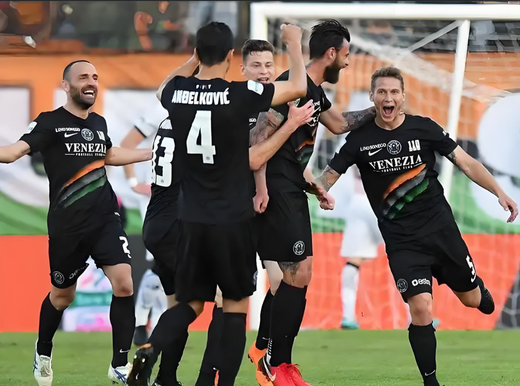 意甲赛程吃紧，拉齐奥加时末段迎来里程碑，引发热议，阵容厚度经受考验