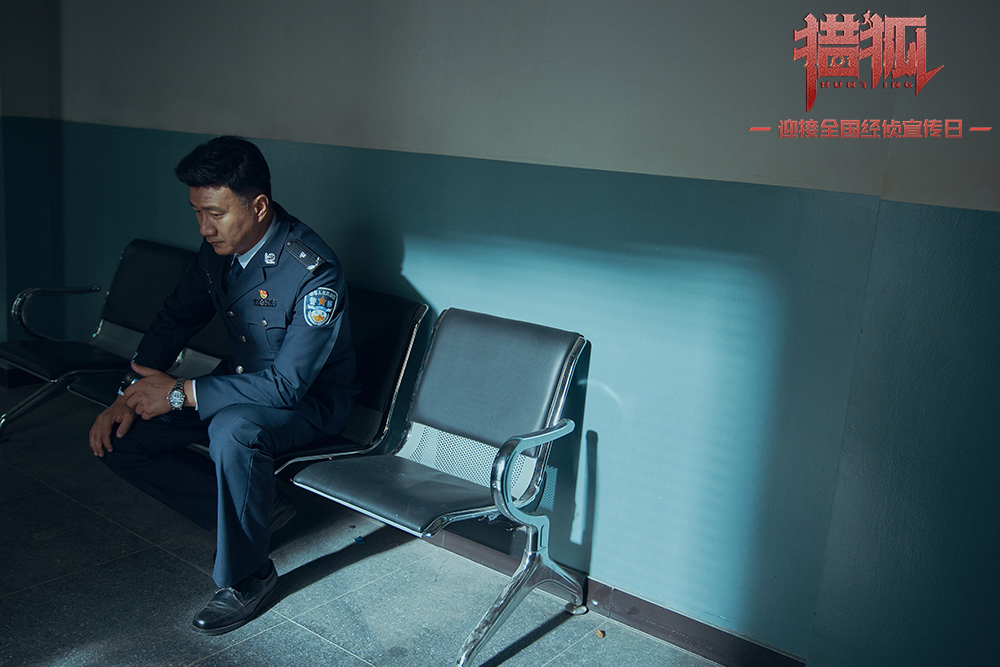 上海申花今夜再遭质疑；志在社区盾名次提升；质疑声仍在；临场指挥获称赞