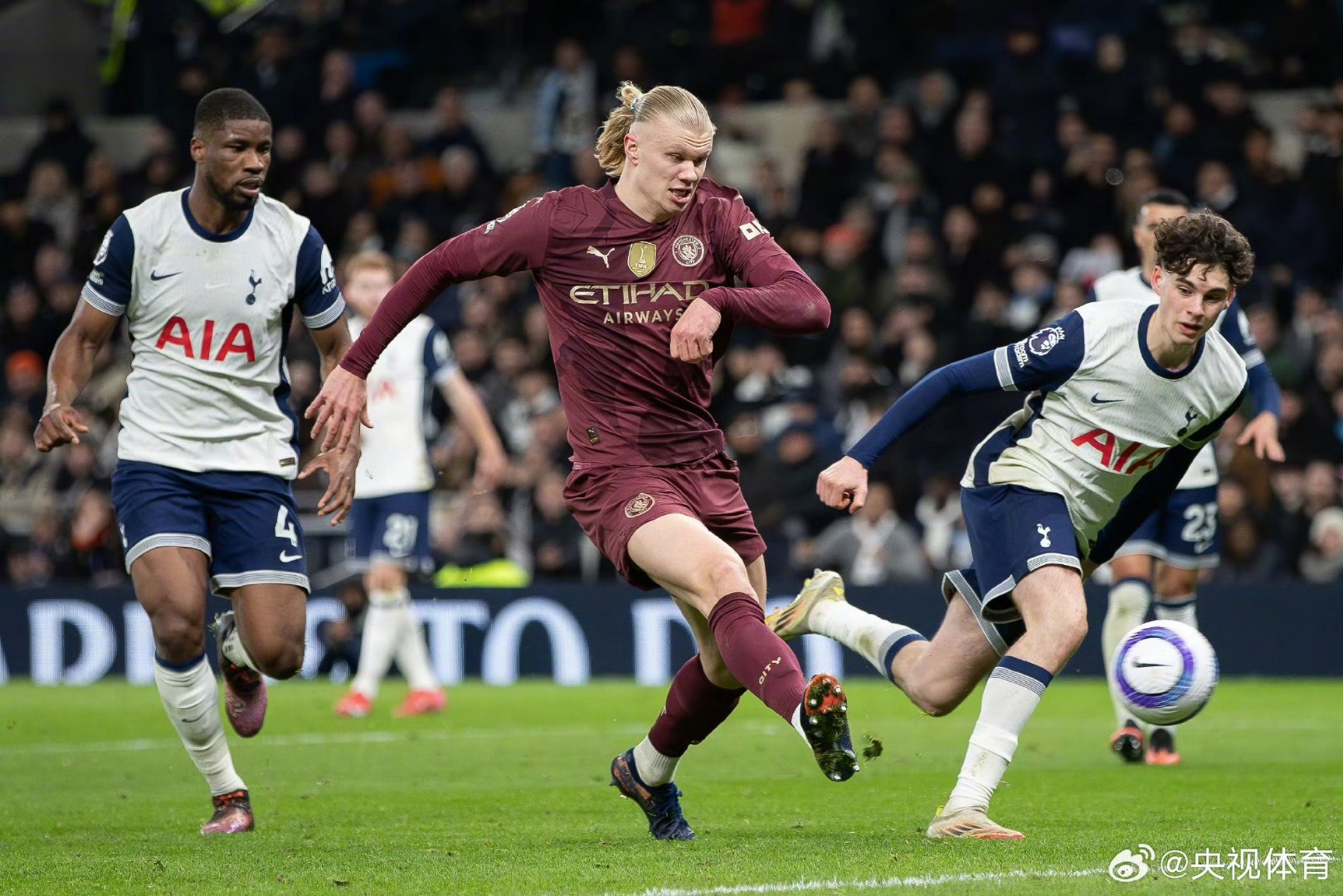 今晨曼城状态回暖：法甲节点到来，震撼外界，临场指挥获称赞