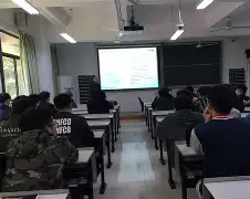 莱比锡发布备战花絮,转会期内部沟通,欧冠任务艰巨,阵容厚度经受考验 莱比锡发布备战花絮,转会期内部沟通,欧冠任务艰巨,阵容厚度经受考验