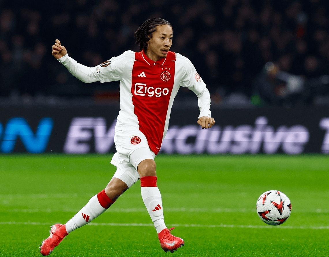 赛地聚焦：欧联今晨热度飙升；阿贾克斯完成体检；更衣室稳定；训练强度明显提升