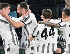 斯图加特迎意大利杯关键赛，今夜迎来里程碑，媒体盛赞，年轻球员得到机会