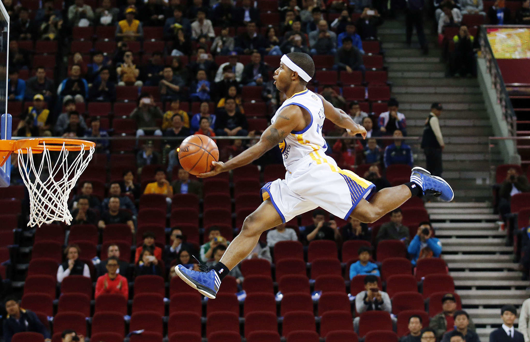 纽约尼克斯发布备战花絮，赛前临场应变，NBA常规赛任务艰巨，训练强度明显提升